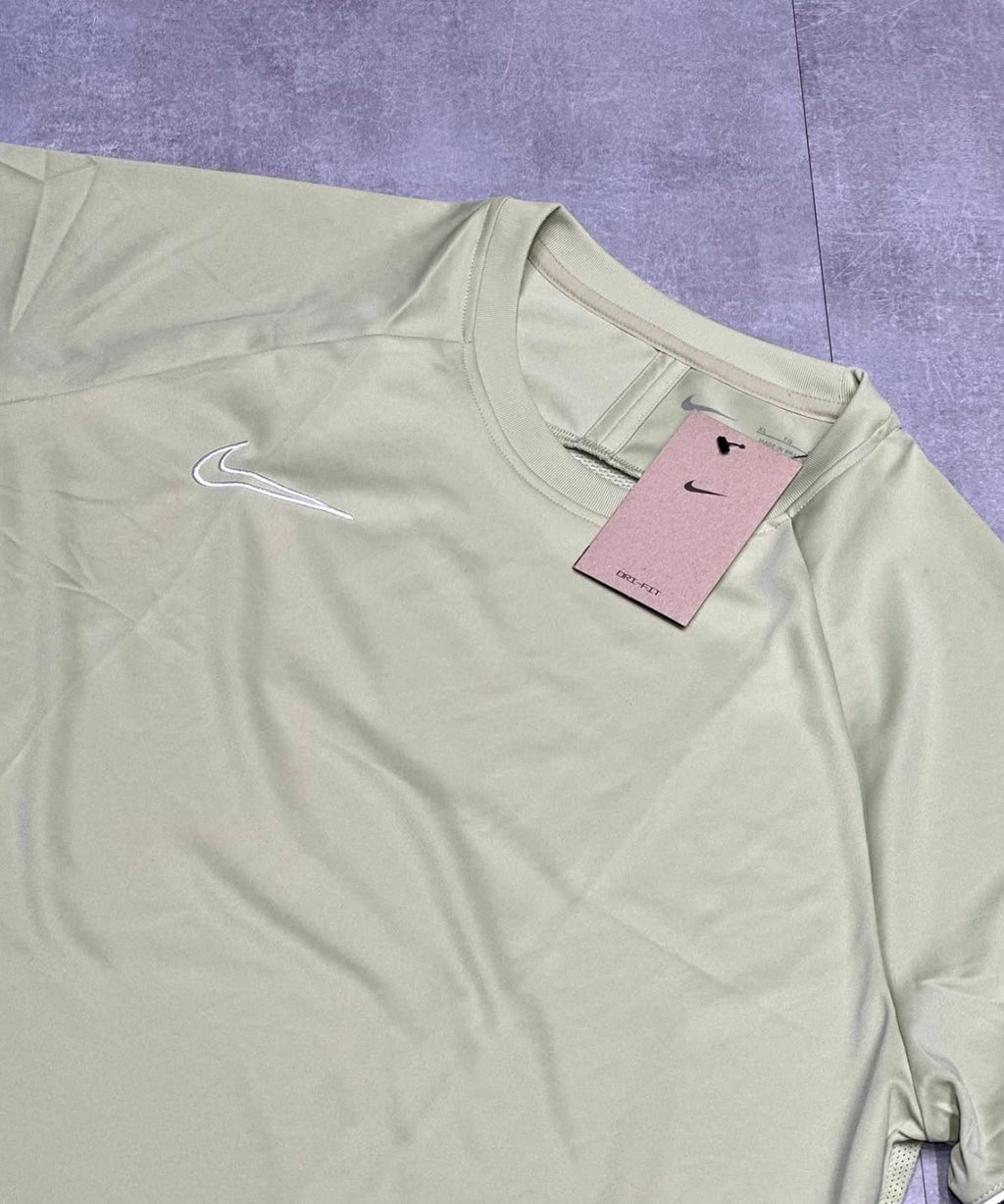 Camisa Nike DRI-FIT Academy