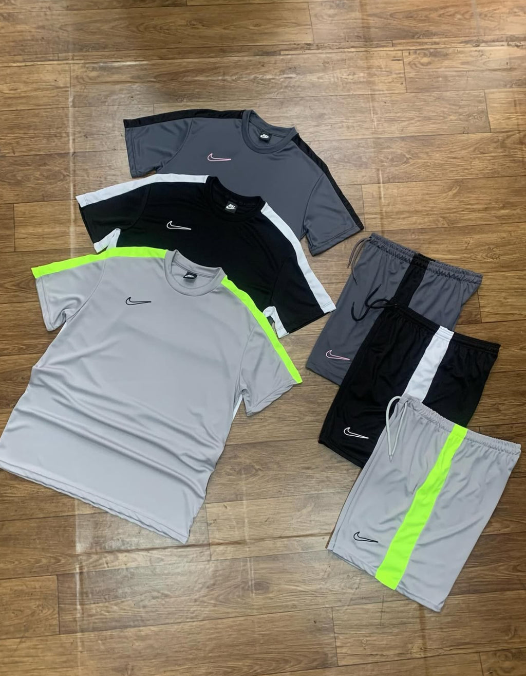 Kit Nike Dri-Fit (3 conjuntos)