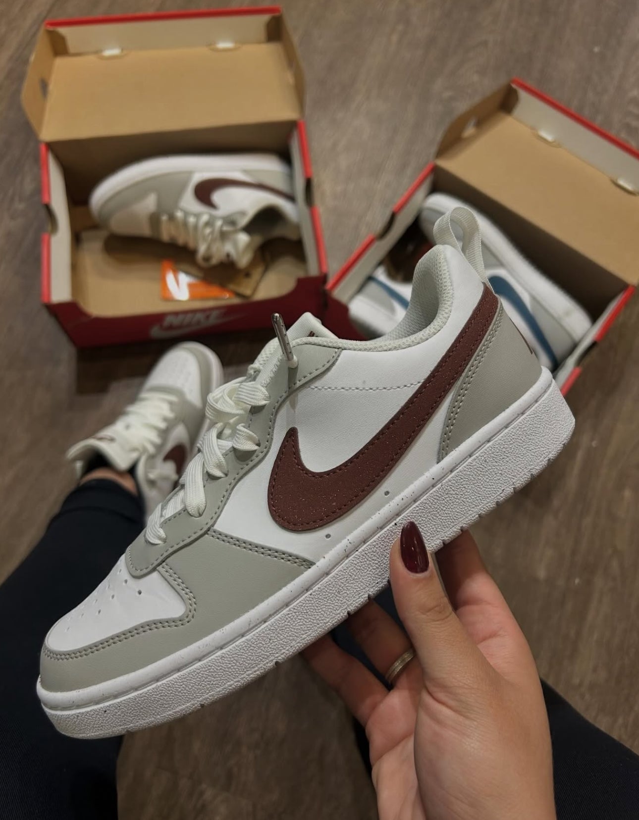 Tênis Nike Borough Low