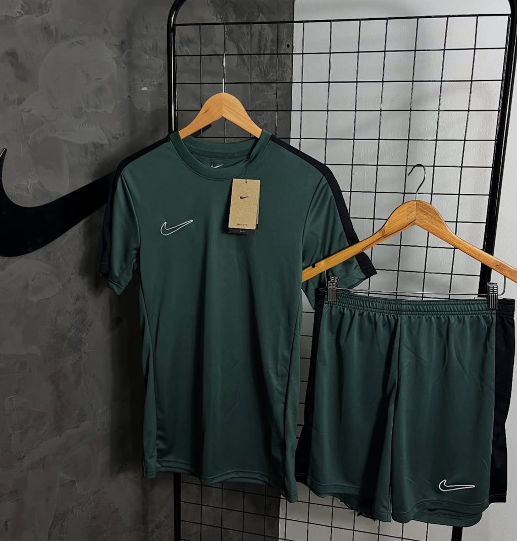 Conjunto Dri-fit Nike Academy