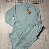 Conjunto Nike DRI-FiT Academy