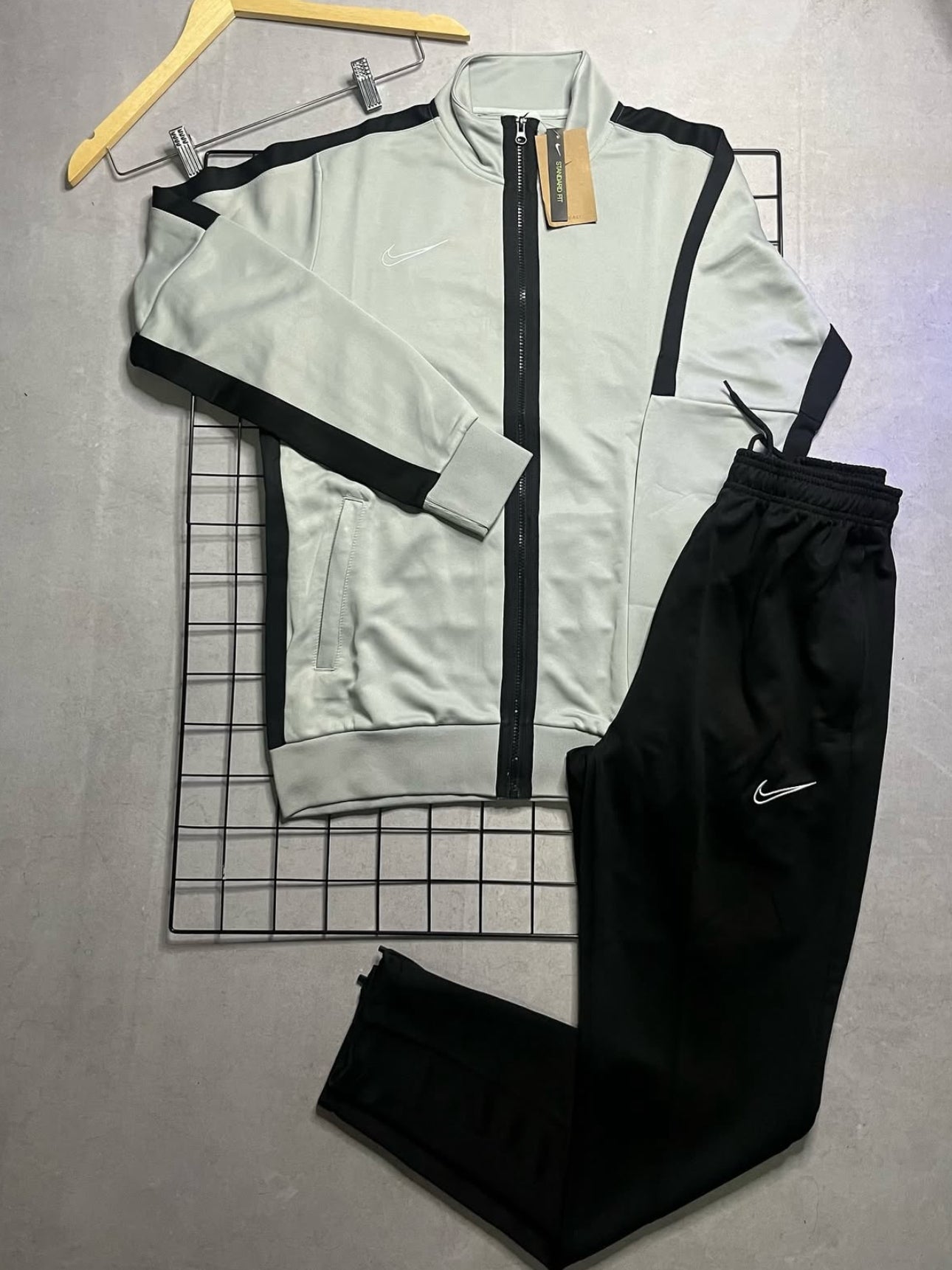 Conjunto Nike DRI-FIT