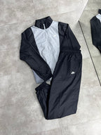 Conjunto Nike Sportwear