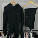 Conjunto Nike Tech Fleece