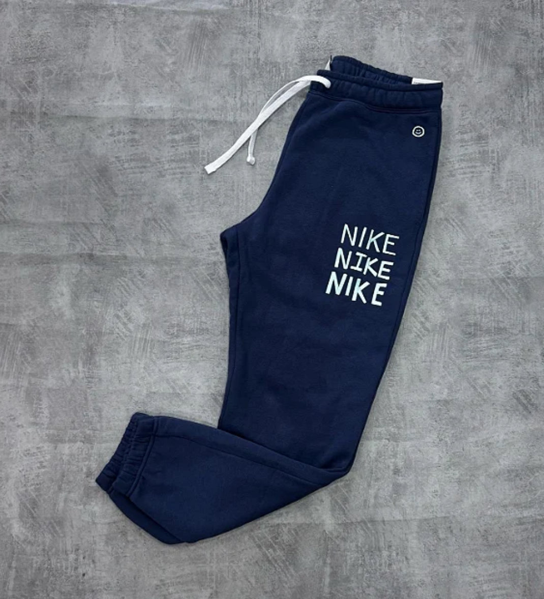 Calça moletom Nike