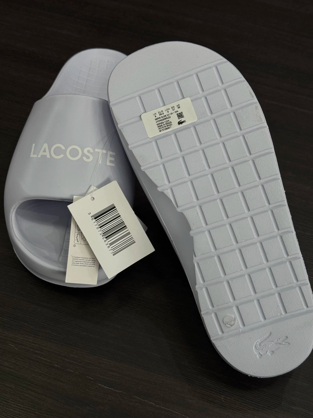 Chinelo Lacoste