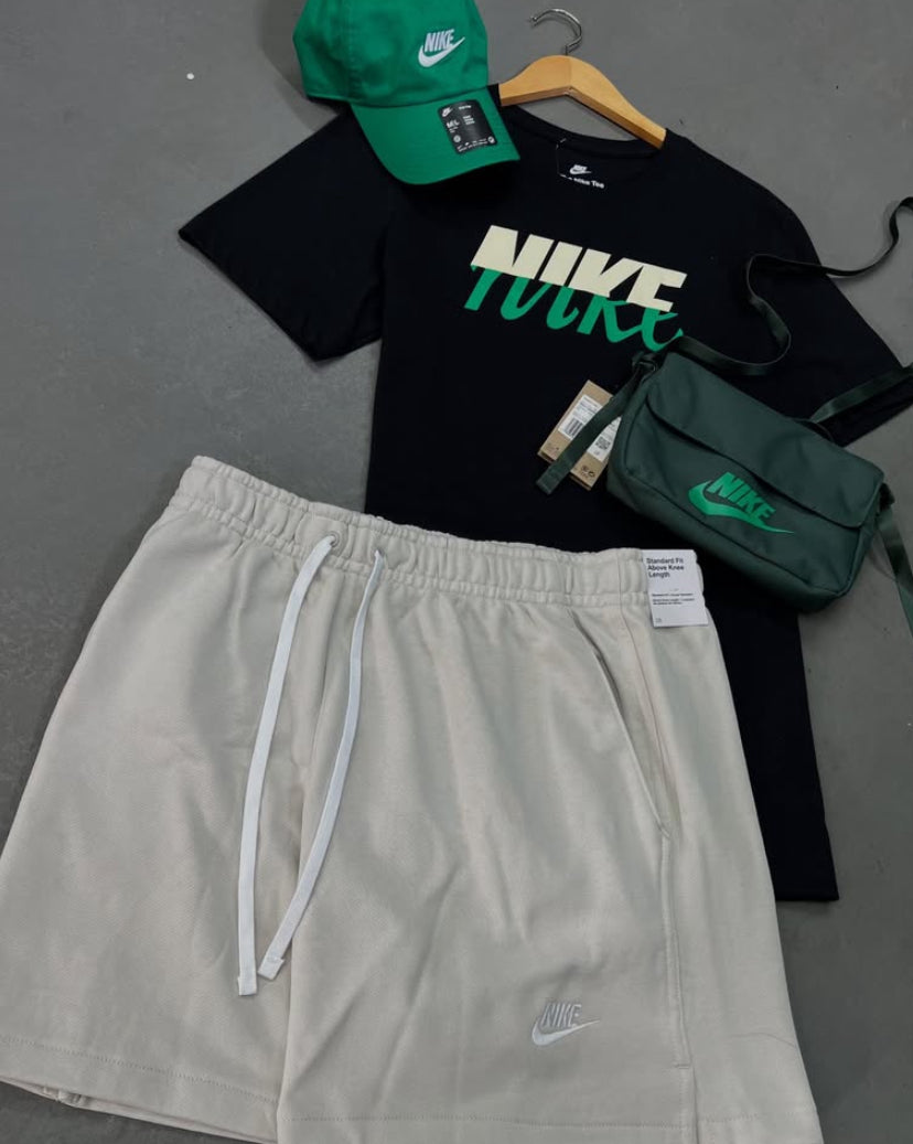 Kit Nike