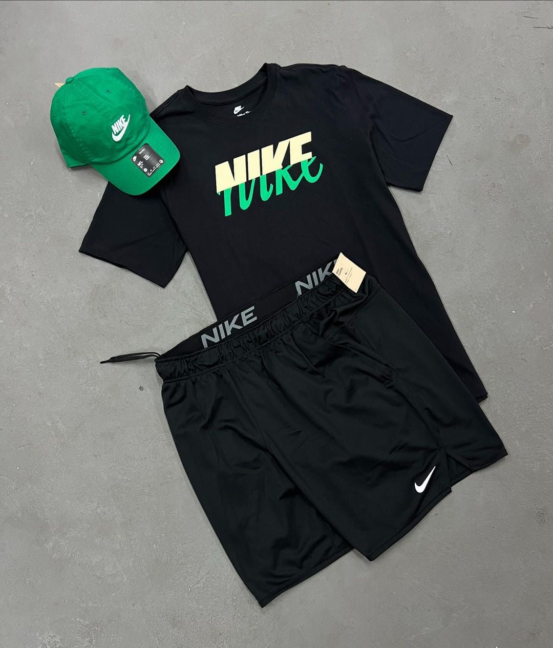 Kit Nike