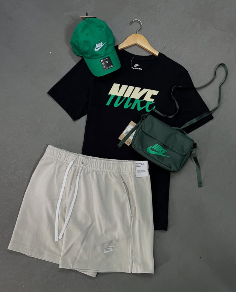 Kit Nike