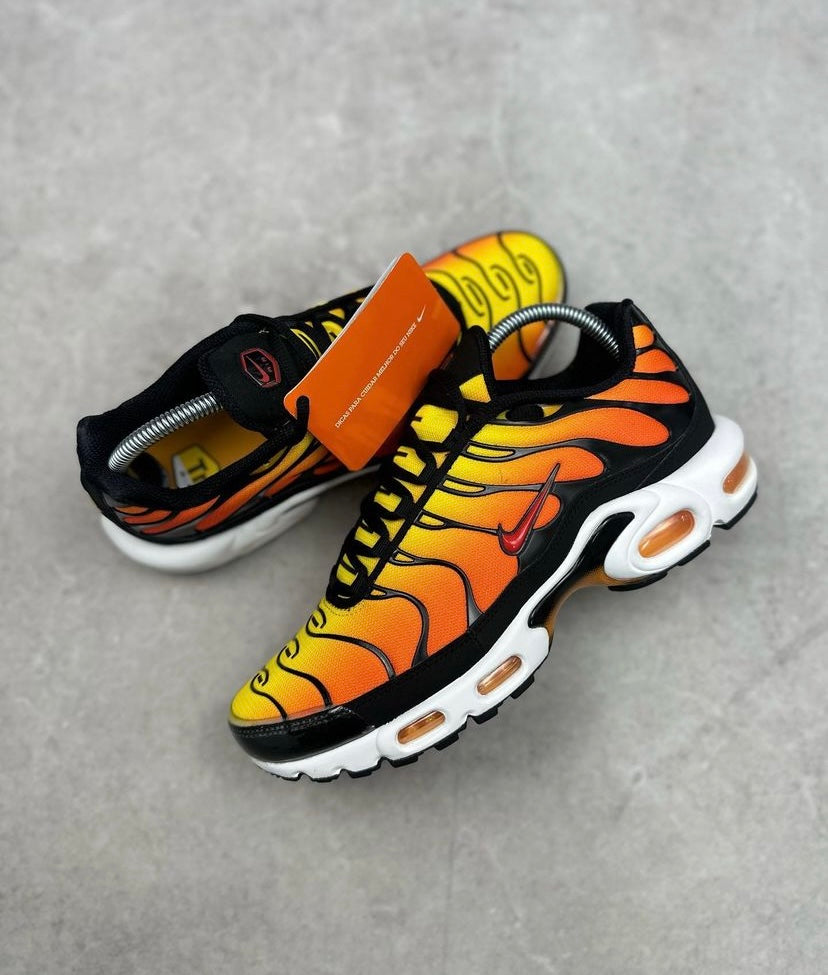 Tênis Nike Air Max Plus Sunset