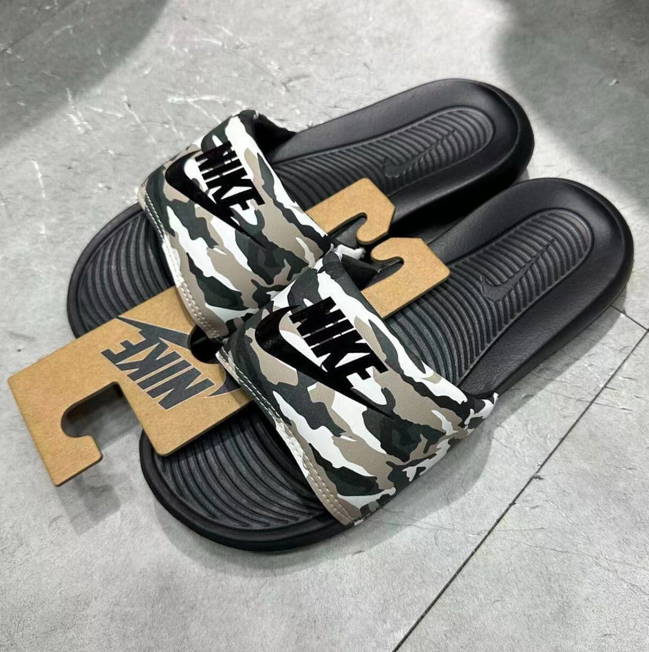 Chinelo Nike Victori One Masculino