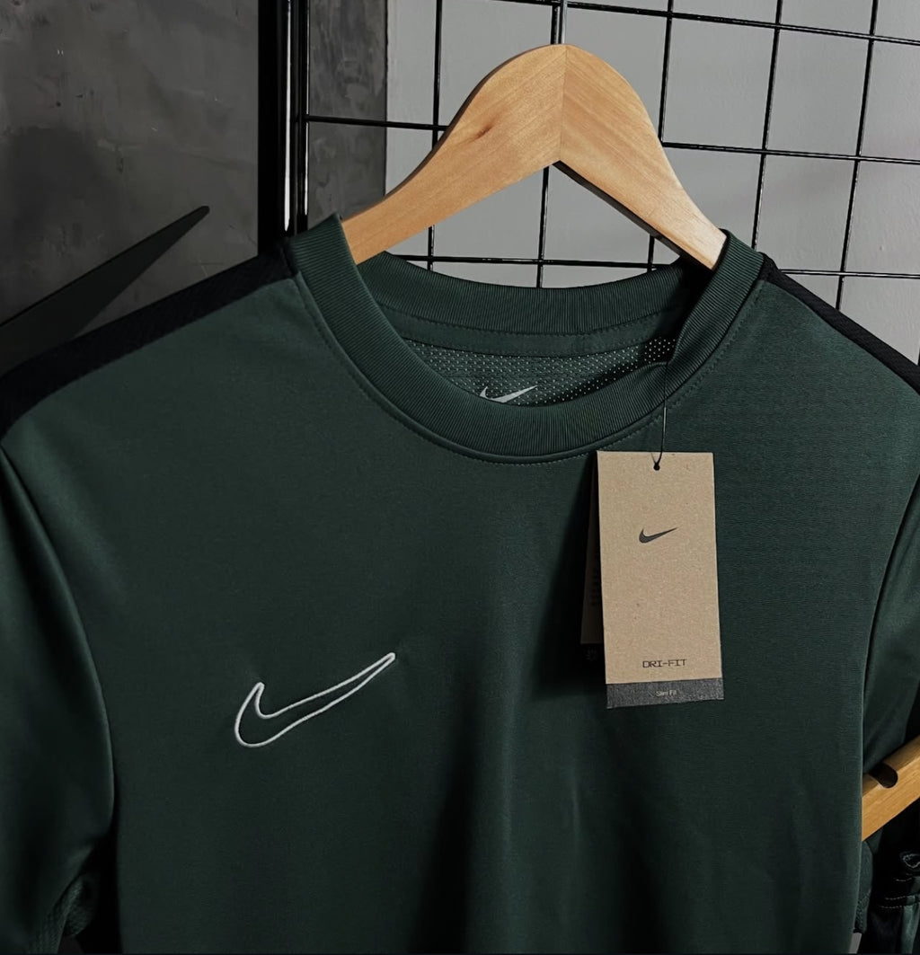 Conjunto Dri-fit Nike Academy