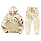 Conjunto Nike Tech Fleece