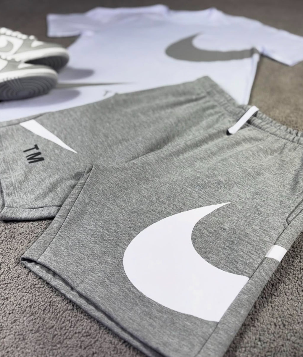 Conjunto Nike + Tênis