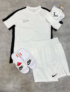 Kit Nike Academy + Boné Nadal + Chinelo Victori One