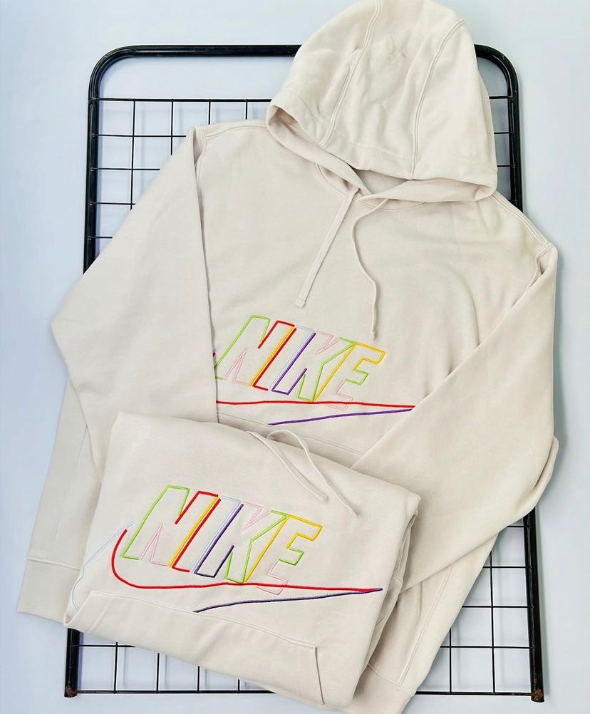 Moletom Nike Art Colors