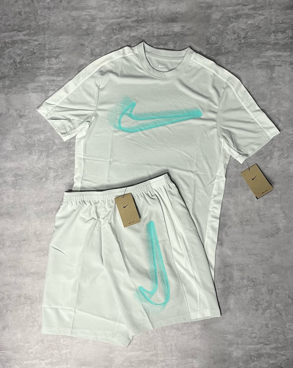 Conjunto Nike Academy DRI-FIT 2025