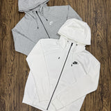 2 Blusas moletom Nike