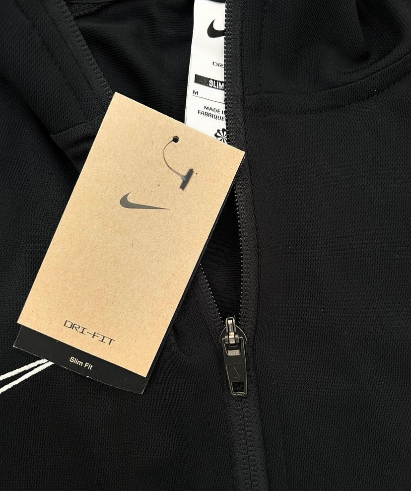 Conjunto Nike Dri-Fit