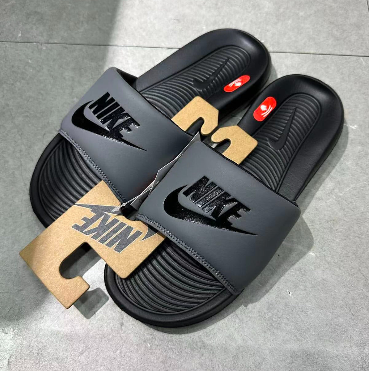 Chinelo Nike Victori One Masculino