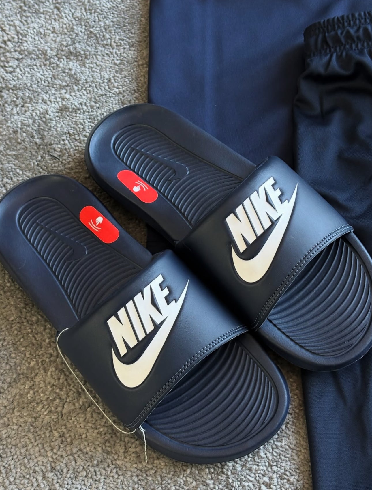 Kit completo Nike Academy + Chinelo Victori One