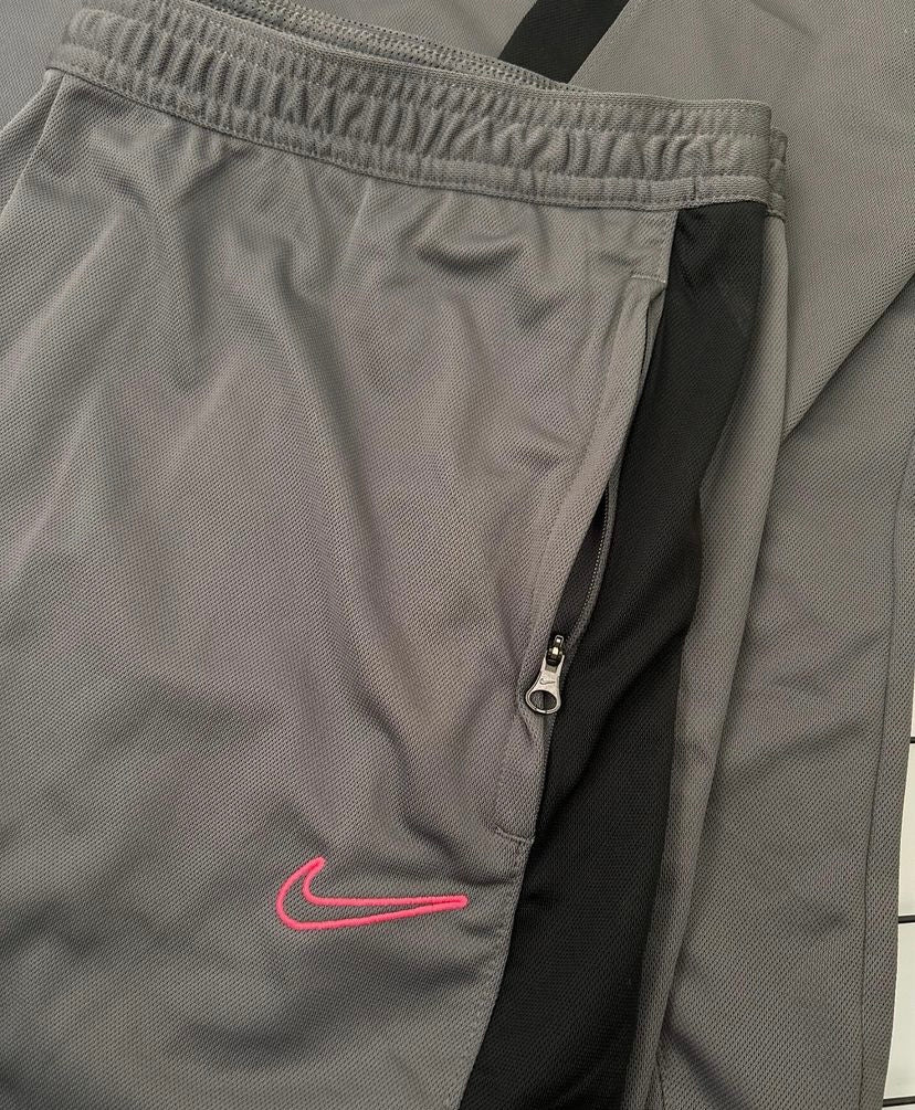 Conjunto Nike Dri-Fit