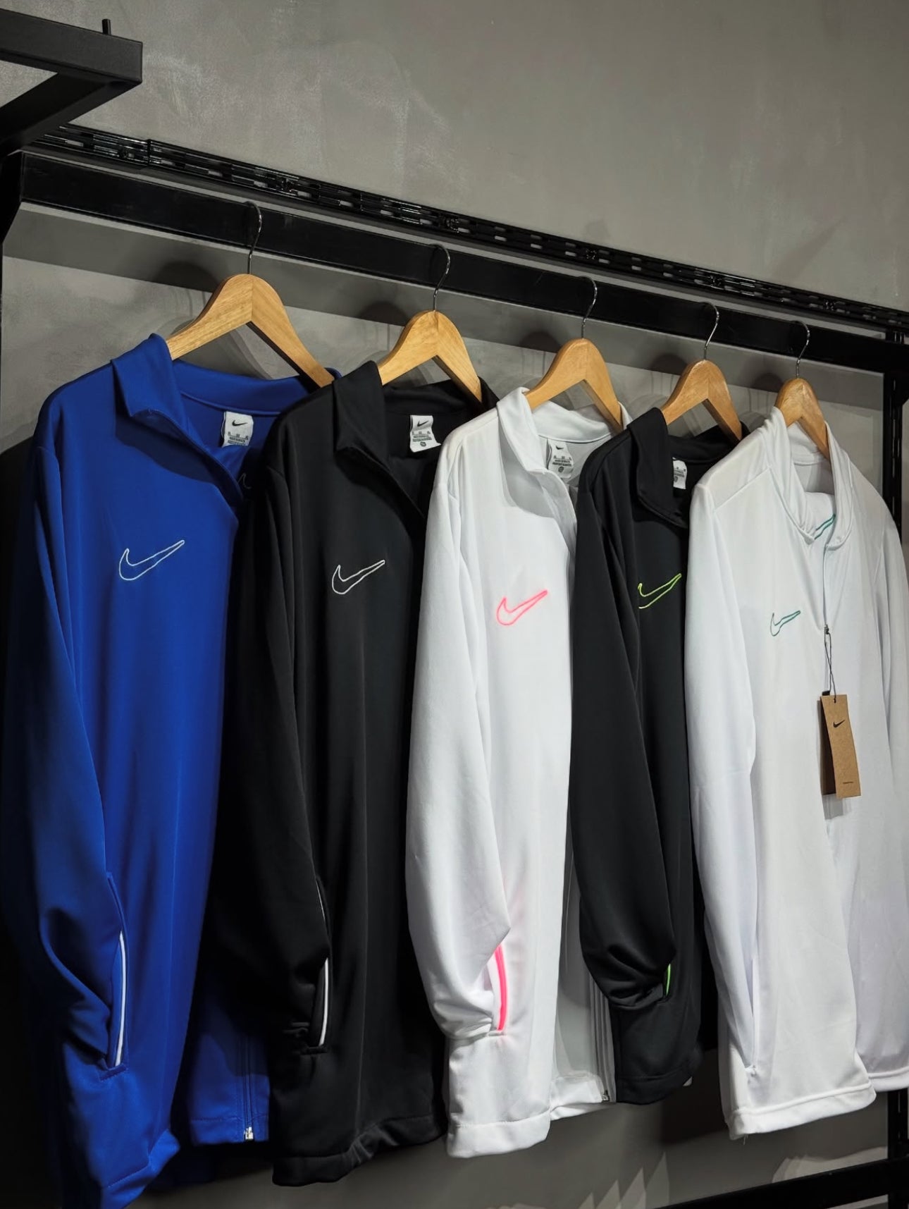 Kit 5 blusas Nike Dri-Fit