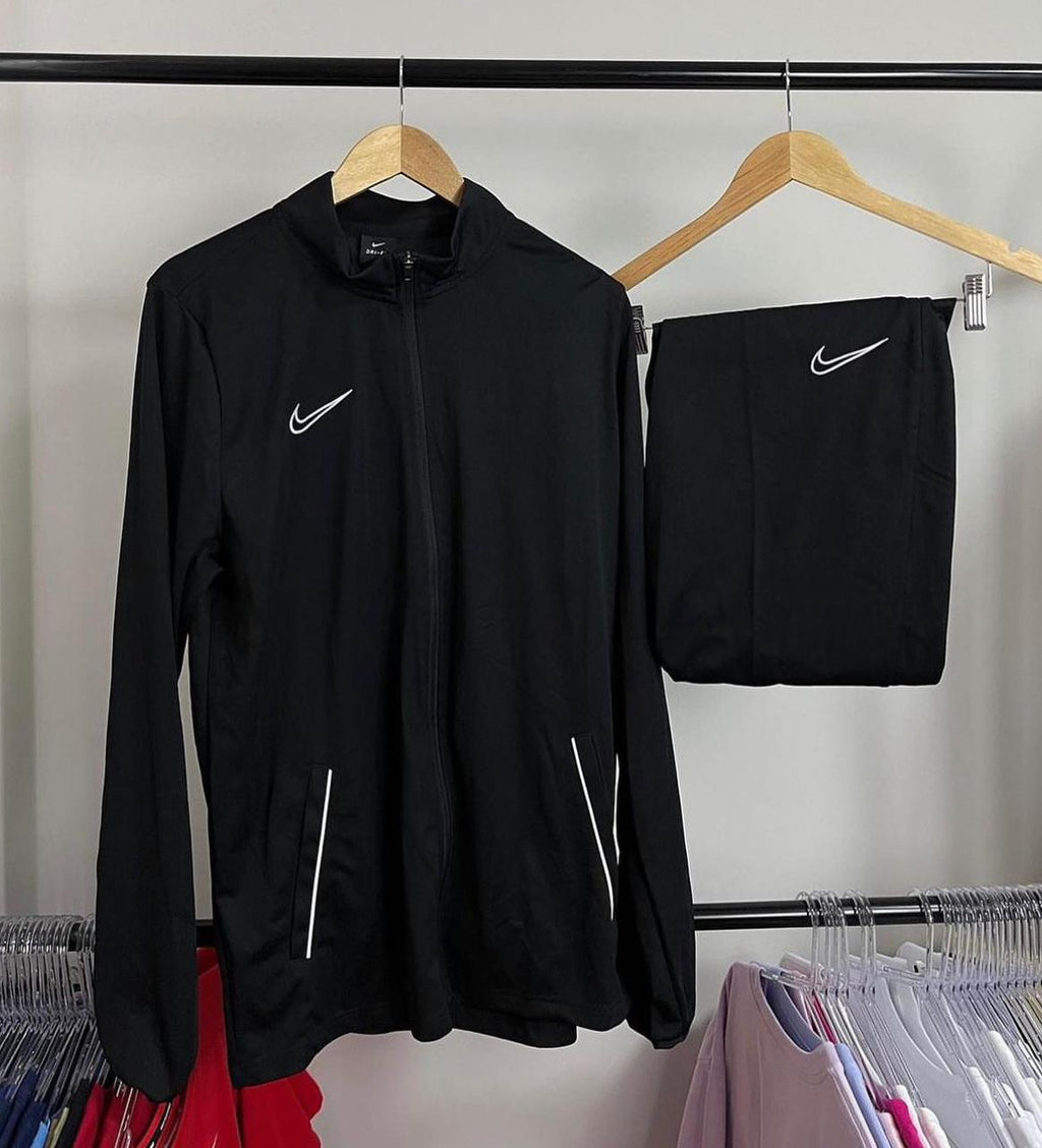 Conjunto NK Academy Dri-Fit