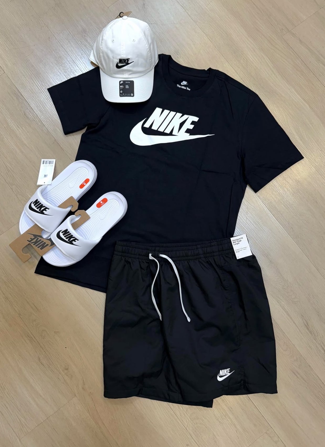 Kit completo Nike +Chinelo Victori One