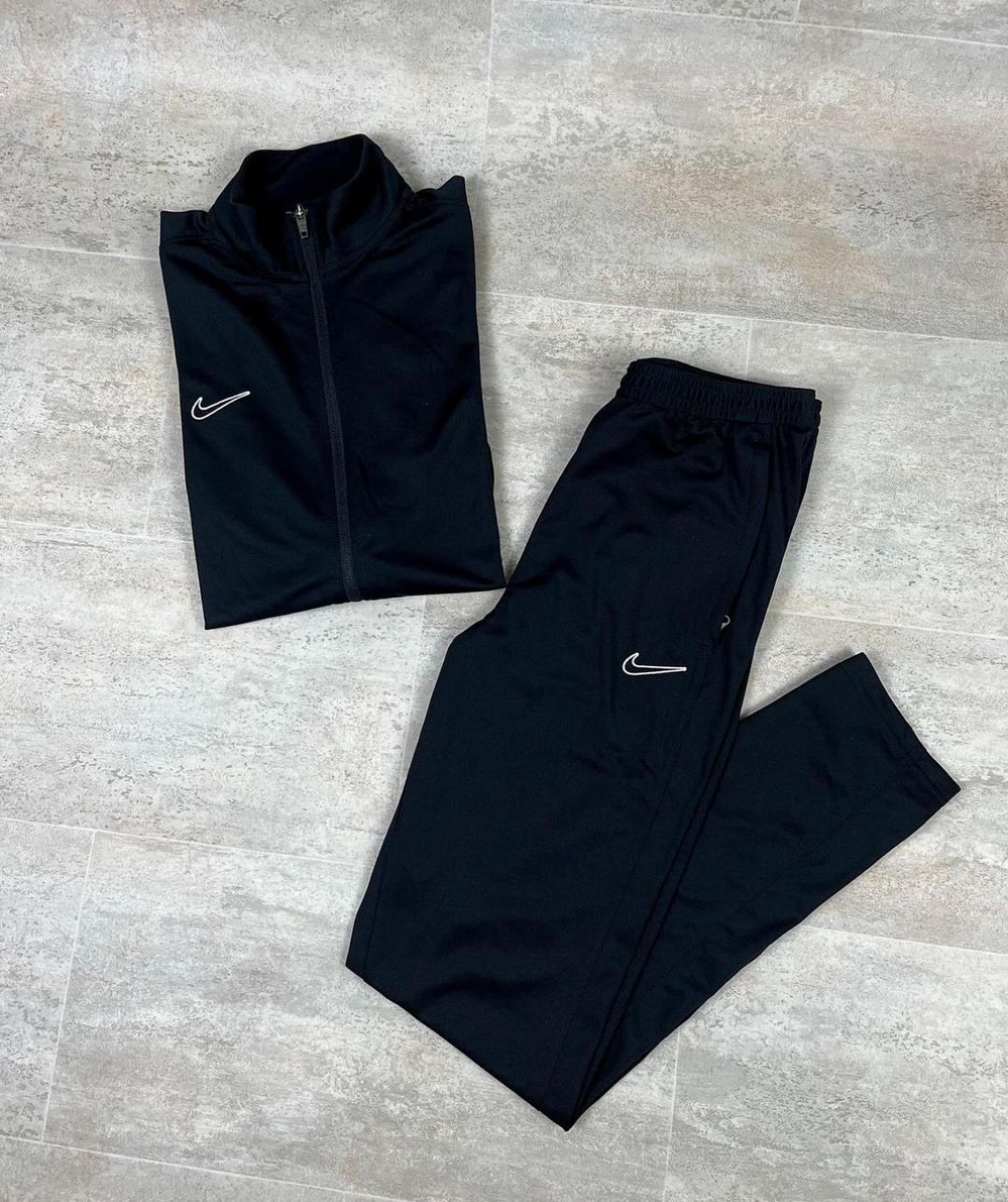 Conjunto NK Academy 2024