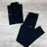 Conjunto NK Academy 2024